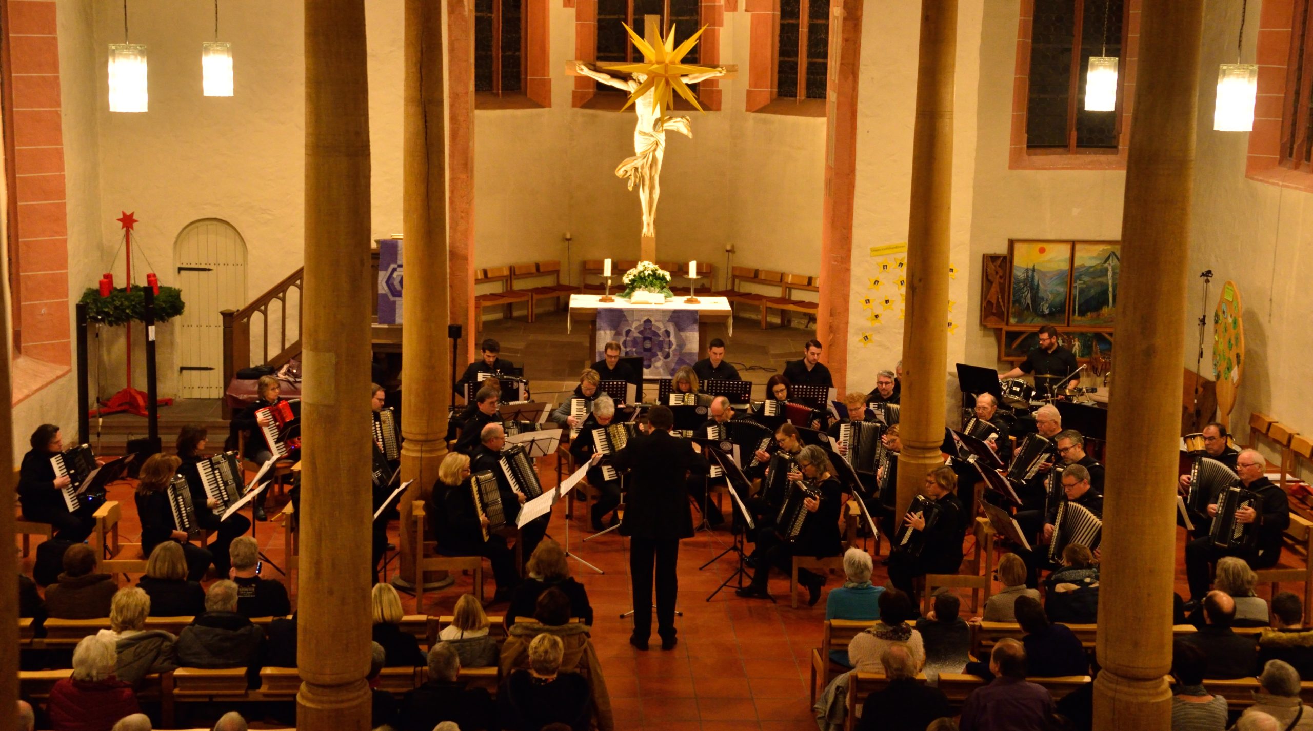 Akkordeonklänge in der evangelischen Kirche Grötzingen