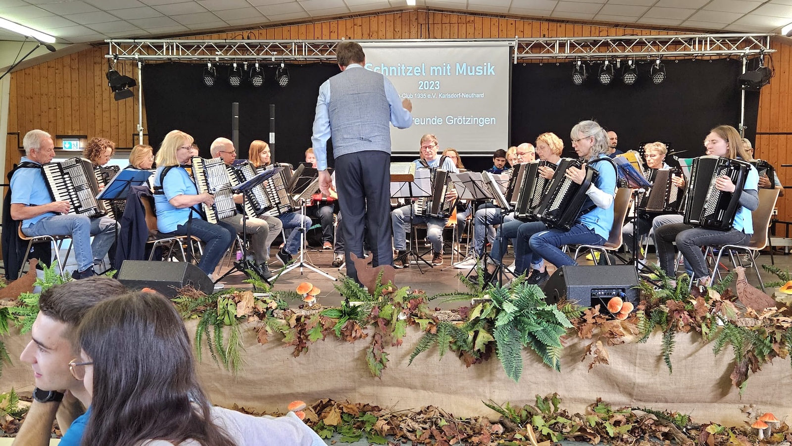 Schnitzel mit Musik in Karlsdorf-Neuthard